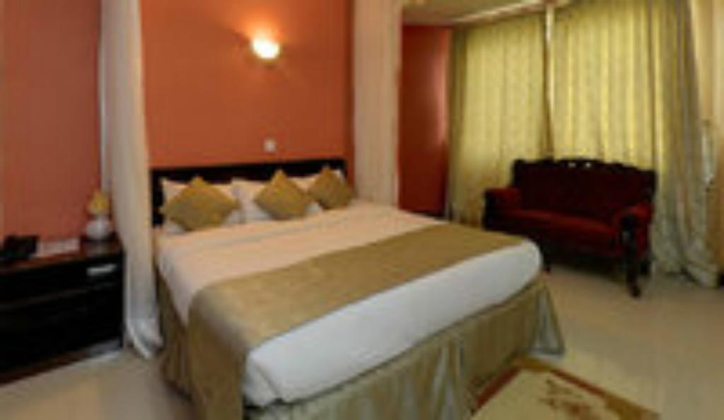 Royal City Dubai Complex Kisumu Room photo